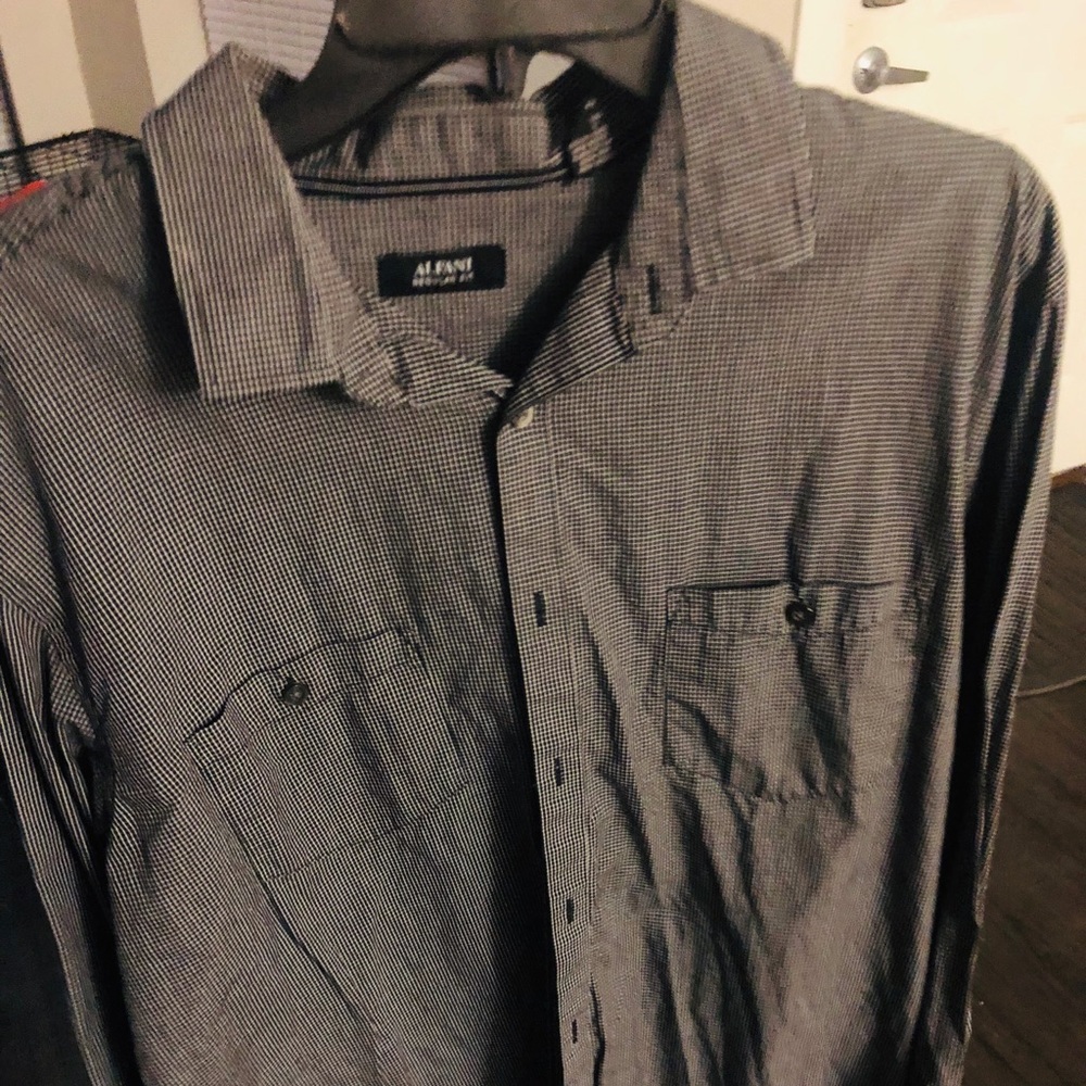 Nice button down - Picture 2 of 2